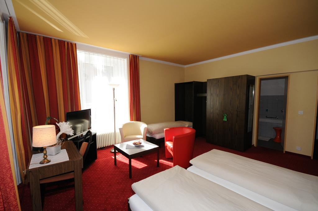 Monopol-Metropol Hotell Andermatt Exteriör bild